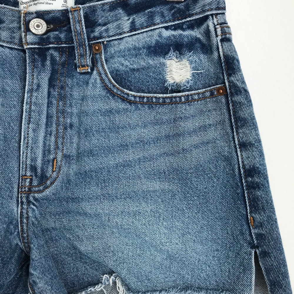 Abercrombie & Fitch 100% Cotton Mid Rise Boyfriend Short 24 Distressed Raw Hem - Picture 4 of 6